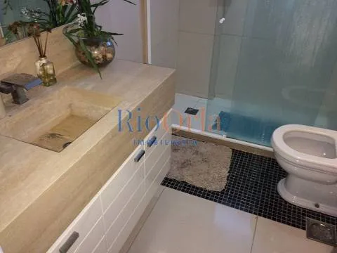 Furnished apartment with 4 bedrooms and enclosed balcony — photo 8