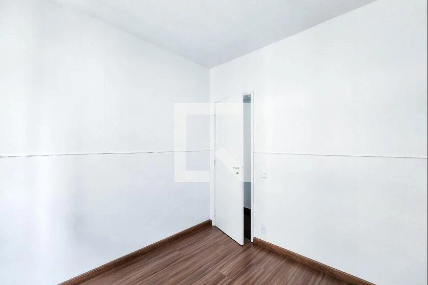 Apartamento de 2 quartos em condomínio com piscina — photo 12