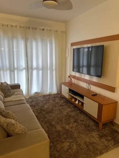 2 quartos e janelas do piso ao teto: casa de 190 m²