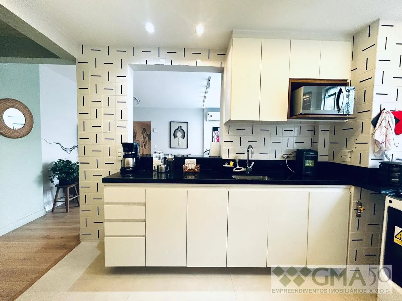 3-bedroom apartment with a washing machine — photo 18