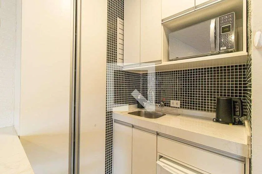 Furnished studio, 37 m², with a washing machine — photo 5