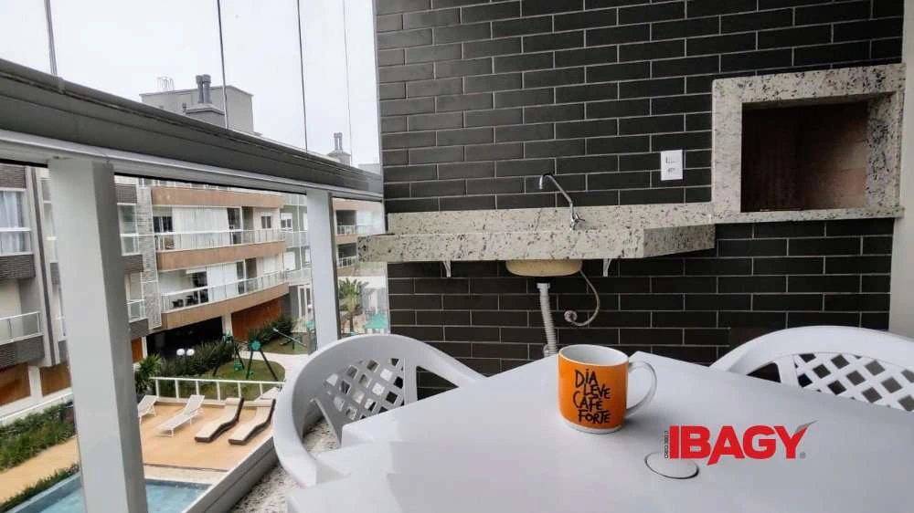 2-bedroom apartment with a suite and 2 bathrooms