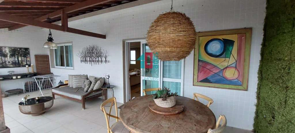 Furnished apartment with 3 en-suite bedrooms and 2 spots — photo 19