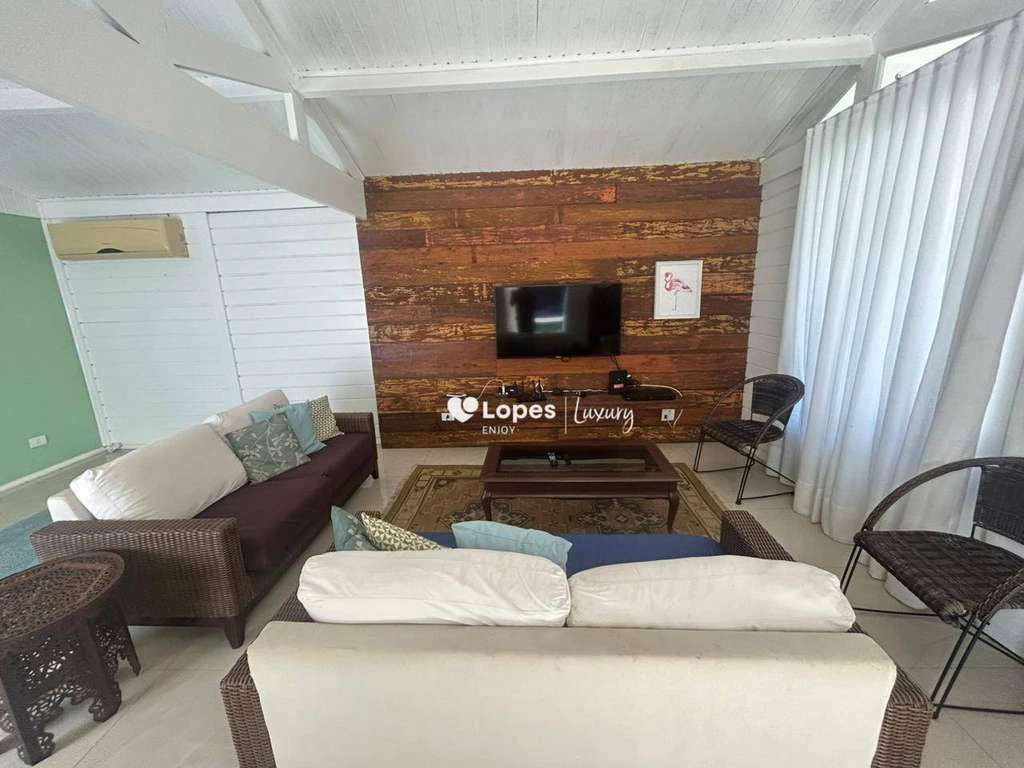Furnished house with 4 bedrooms and 620 m² — photo 17