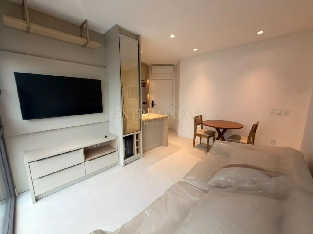 Apartment on the 5th floor with floor-to-ceiling windows — photo 25