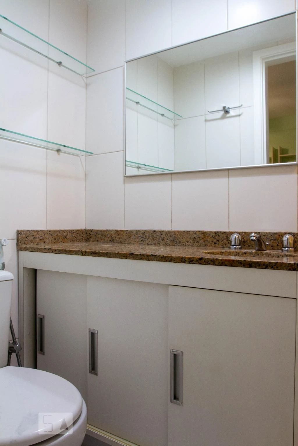 2-bedroom apartment with 1 en-suite — photo 35