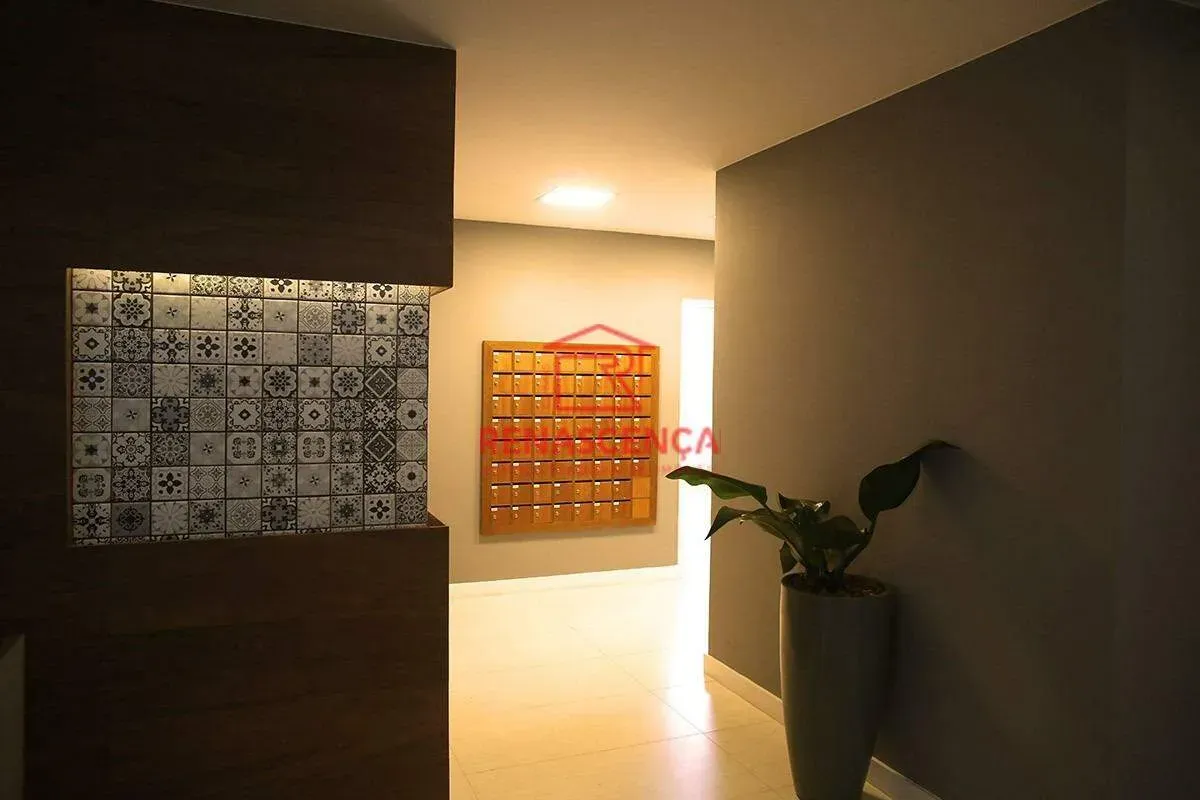 Unfurnished apartment with 3 bedrooms and open kitchen — photo 31