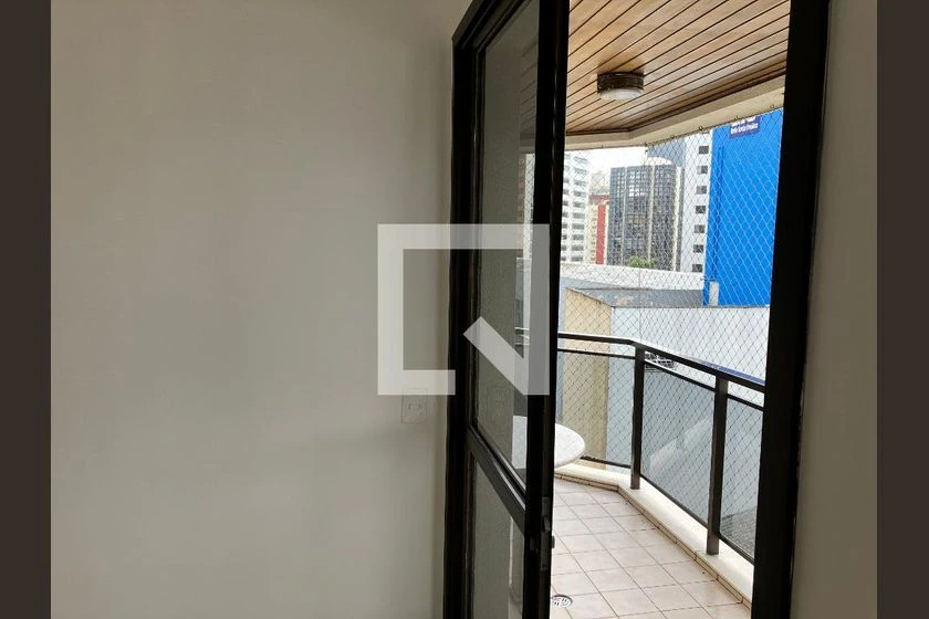 Apartamento con 2 dormitorios y balcón para alquilar — photo 5