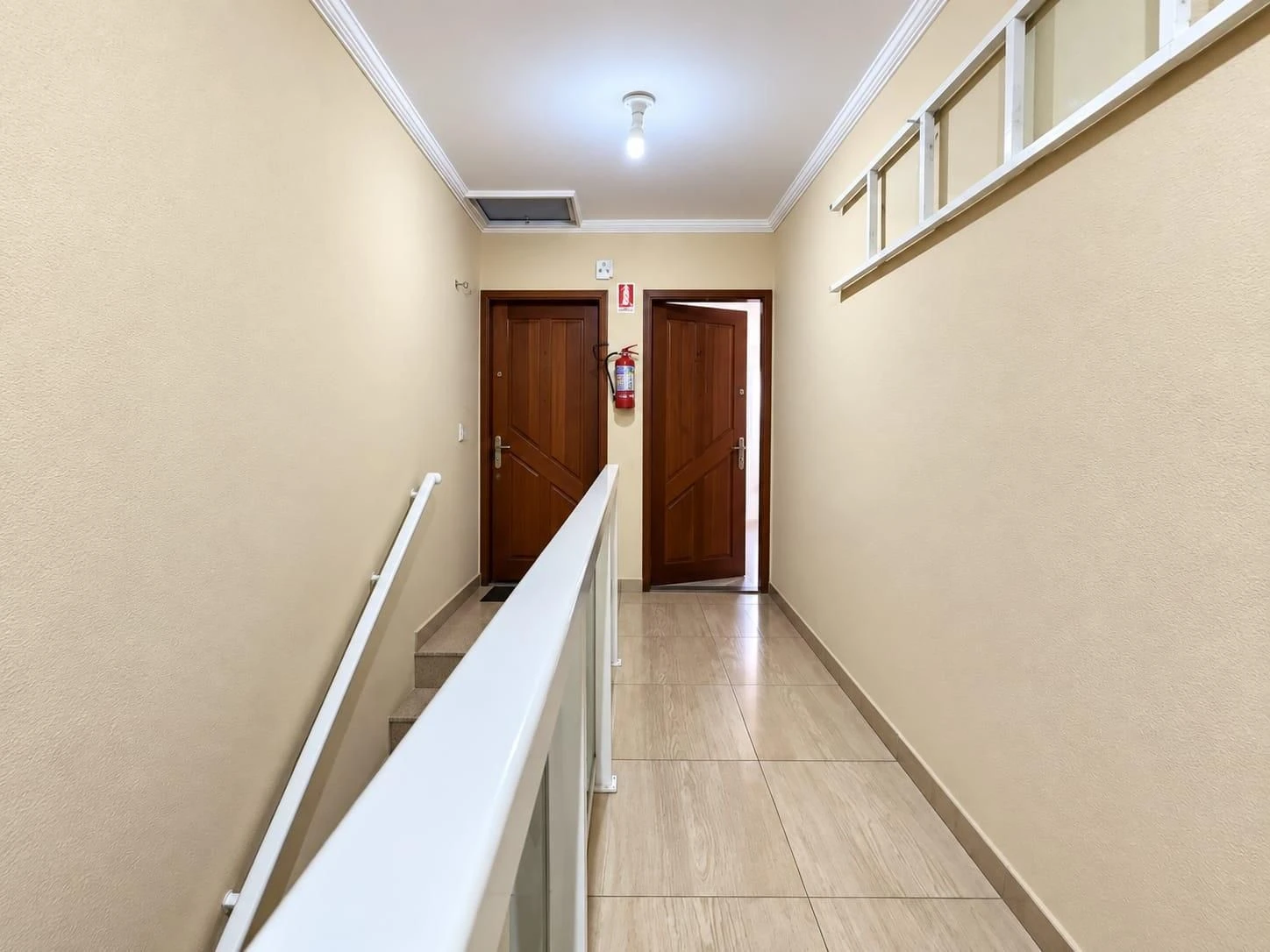 Furnished studio, 30 m², with a washing machine — photo 16