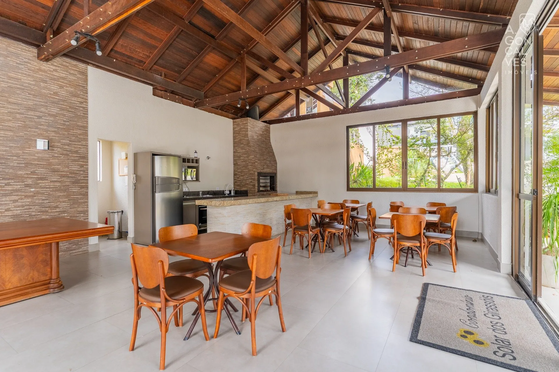 Furnished house with 4 bedrooms and 5 bathrooms — photo 26