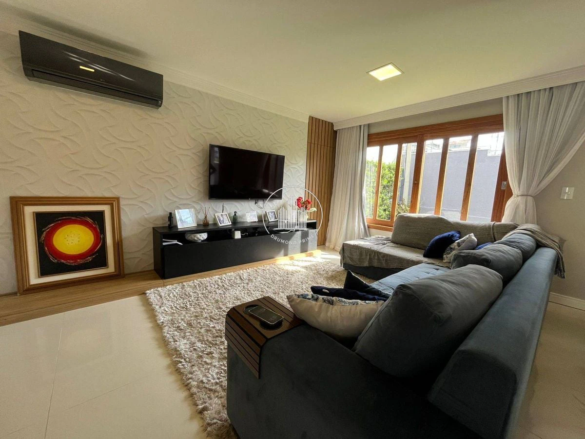 Casa de 3 quartos com 360 m² e piscina compartilhada — photo 3