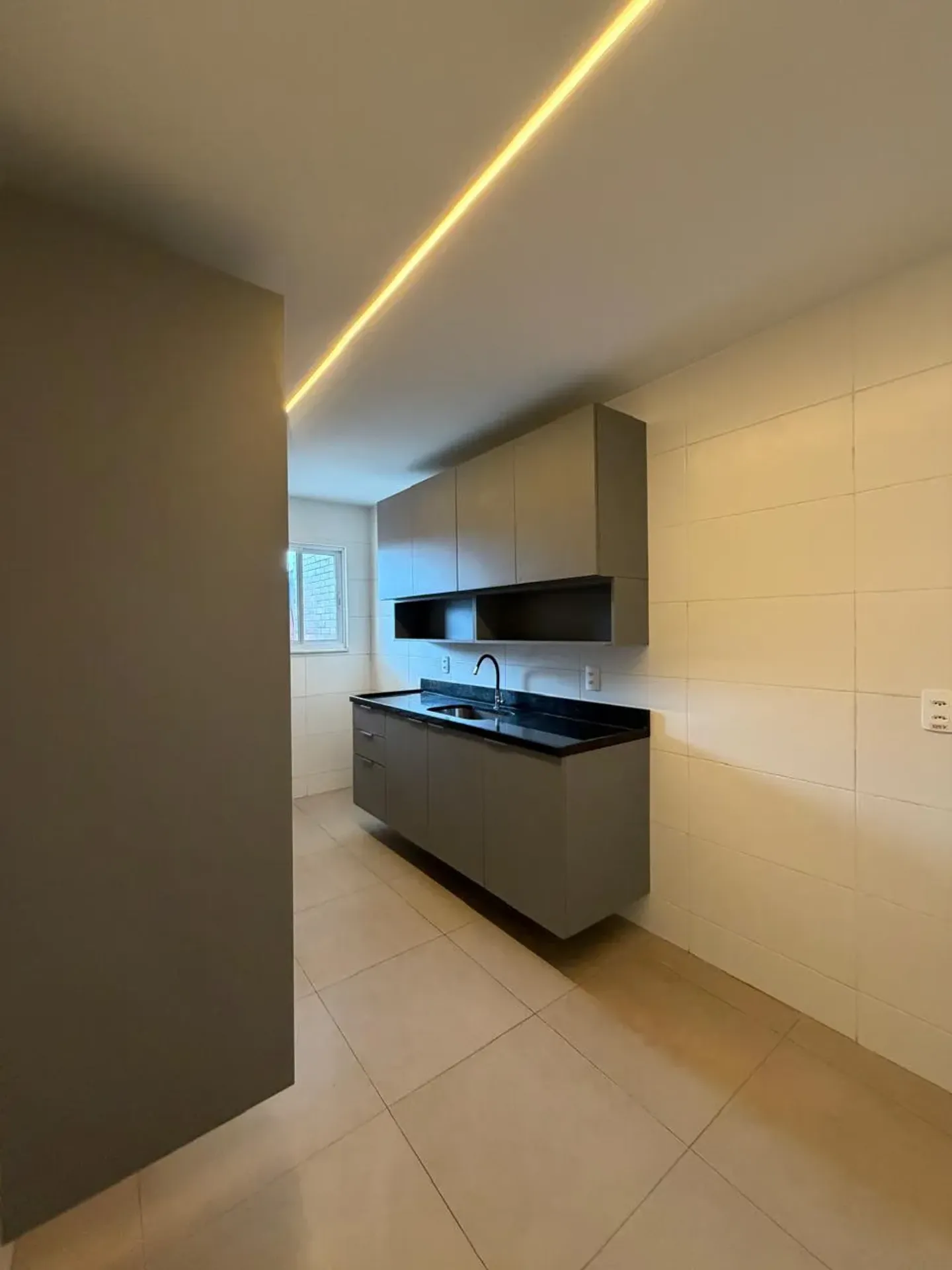 Casa de 3 quartos com varanda gourmet, Curicica