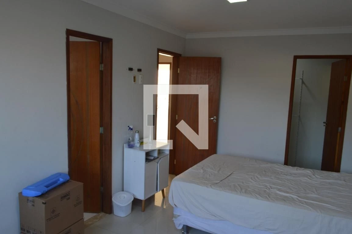 Casa de 5 quartos com 3 suítes e varanda fechada — photo 78