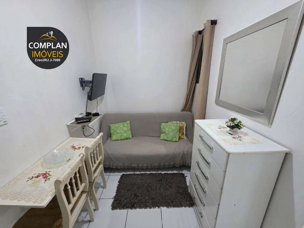 1-bedroom apartment with elevator and separate kitchen — photo 6