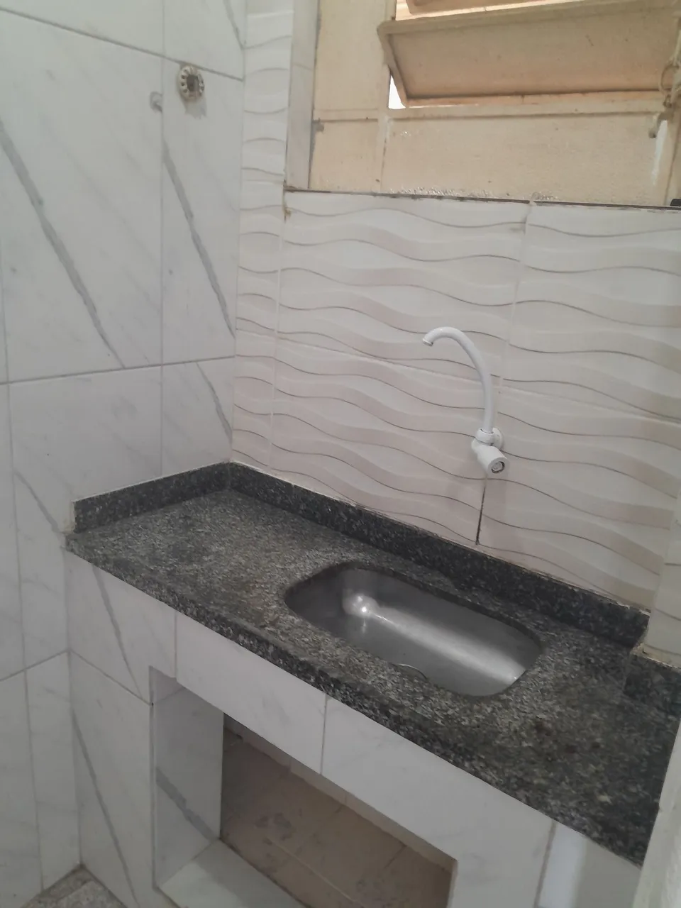 Mountain view in a one-bedroom apartment, 25 m² — photo 9