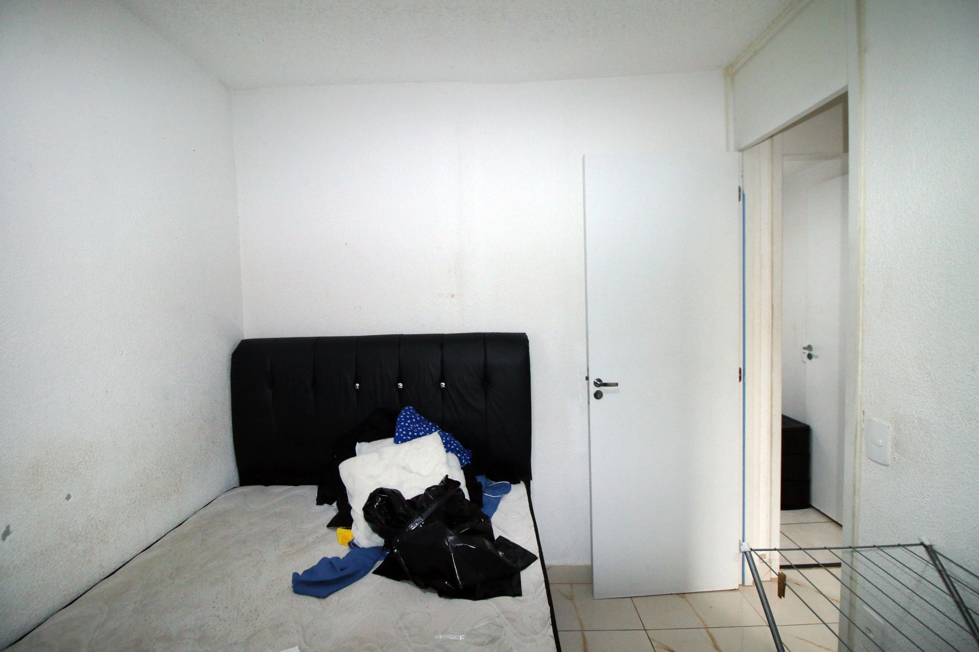 2-bedroom apartment with a washing machine — photo 4