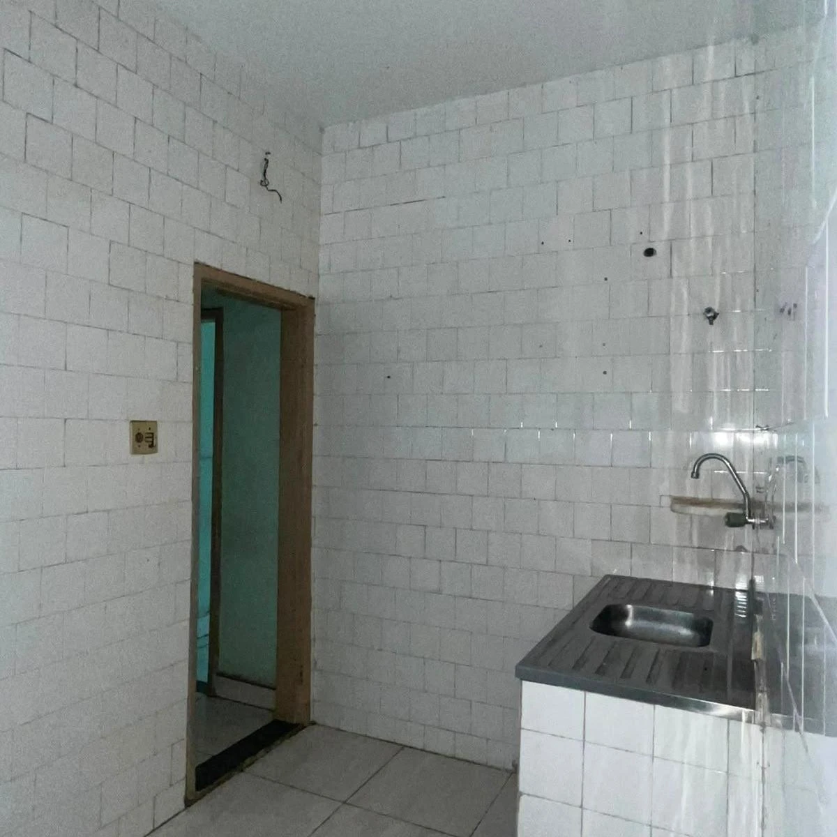 Apartment with no parking, 2 bedrooms and separate kitchen — photo 7