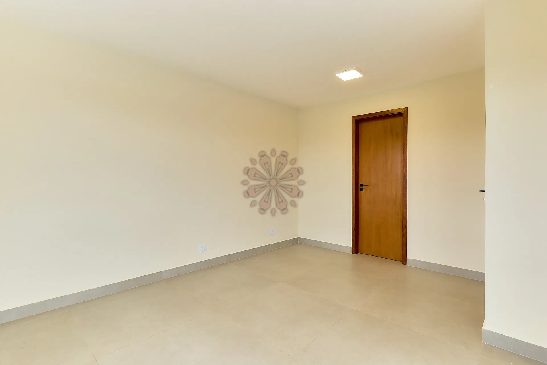 House with 4 bedrooms, 3 bathrooms and 3 parking spaces — photo 31