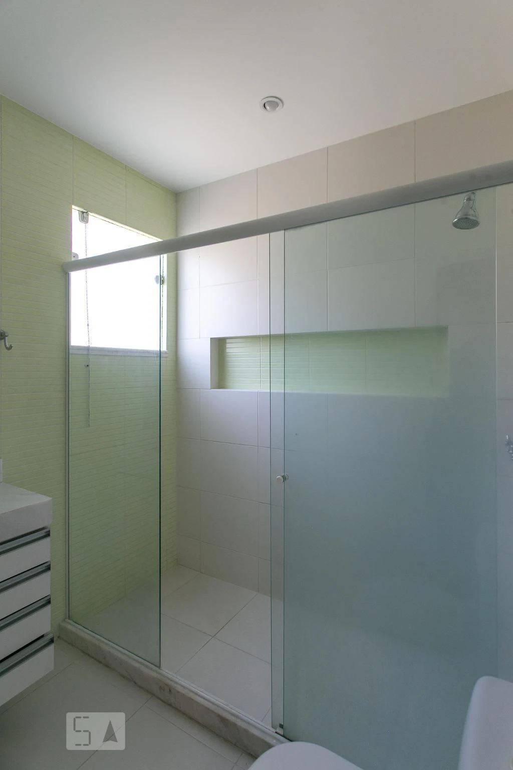 Unfurnished house with 5 en-suite bedrooms and private garden — photo 84