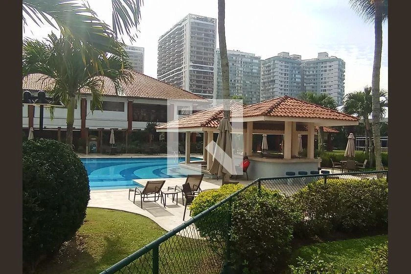 250 m² apartment with 4 bedrooms and 3 parking spots — photo 43