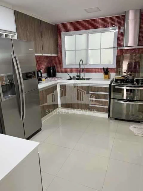 Casa mobiliada de 260 m² com 4 quartos e 3 suítes — photo 6