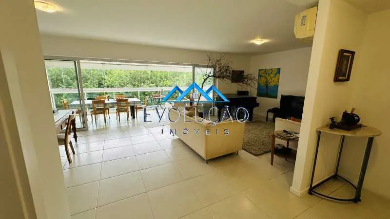 Apartamento com 4 suítes e cozinha integrada, 227 m² — photo 7