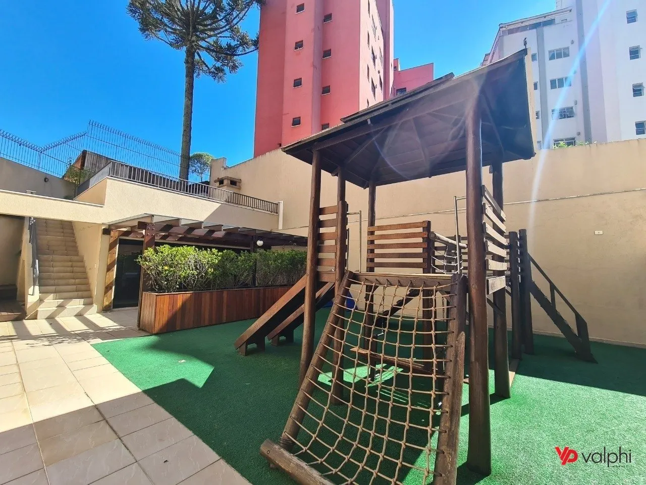 Apartamento de 3 dormitorios con jardín privado — photo 28