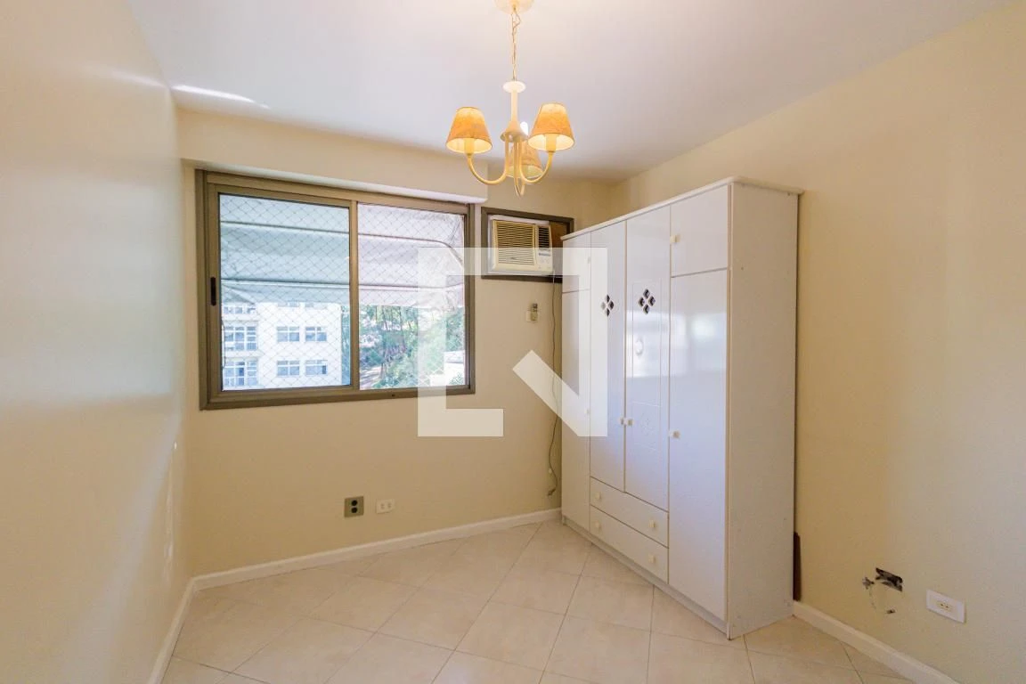 Apartamento com 3 quartos e cozinha fechada a gás — photo 28