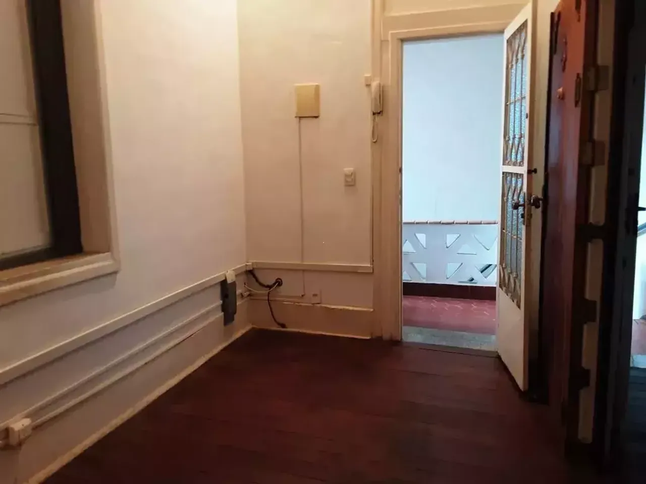 Commercial house with 1 bedroom and 1 bathroom — photo 15