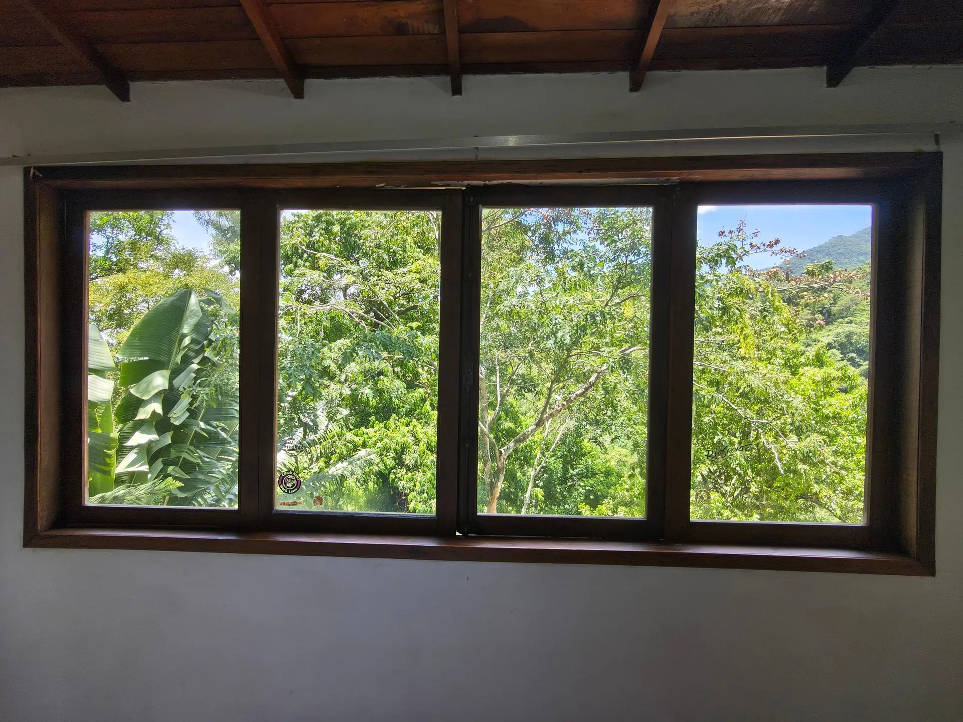 Furnished house with 3 bedrooms and enclosed balcony — photo 25