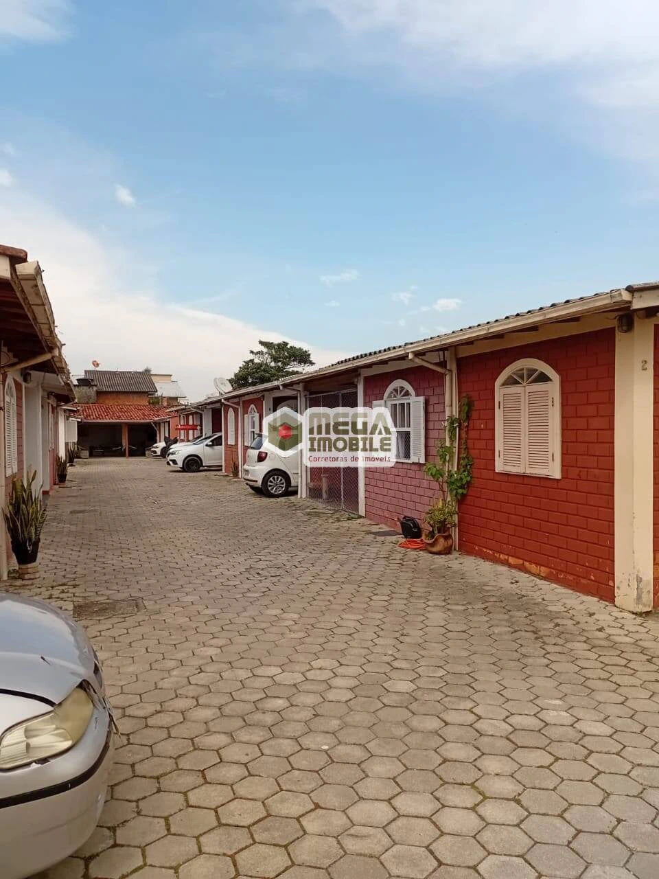 House with 1 bedroom, 1 bathroom and 1 parking spot