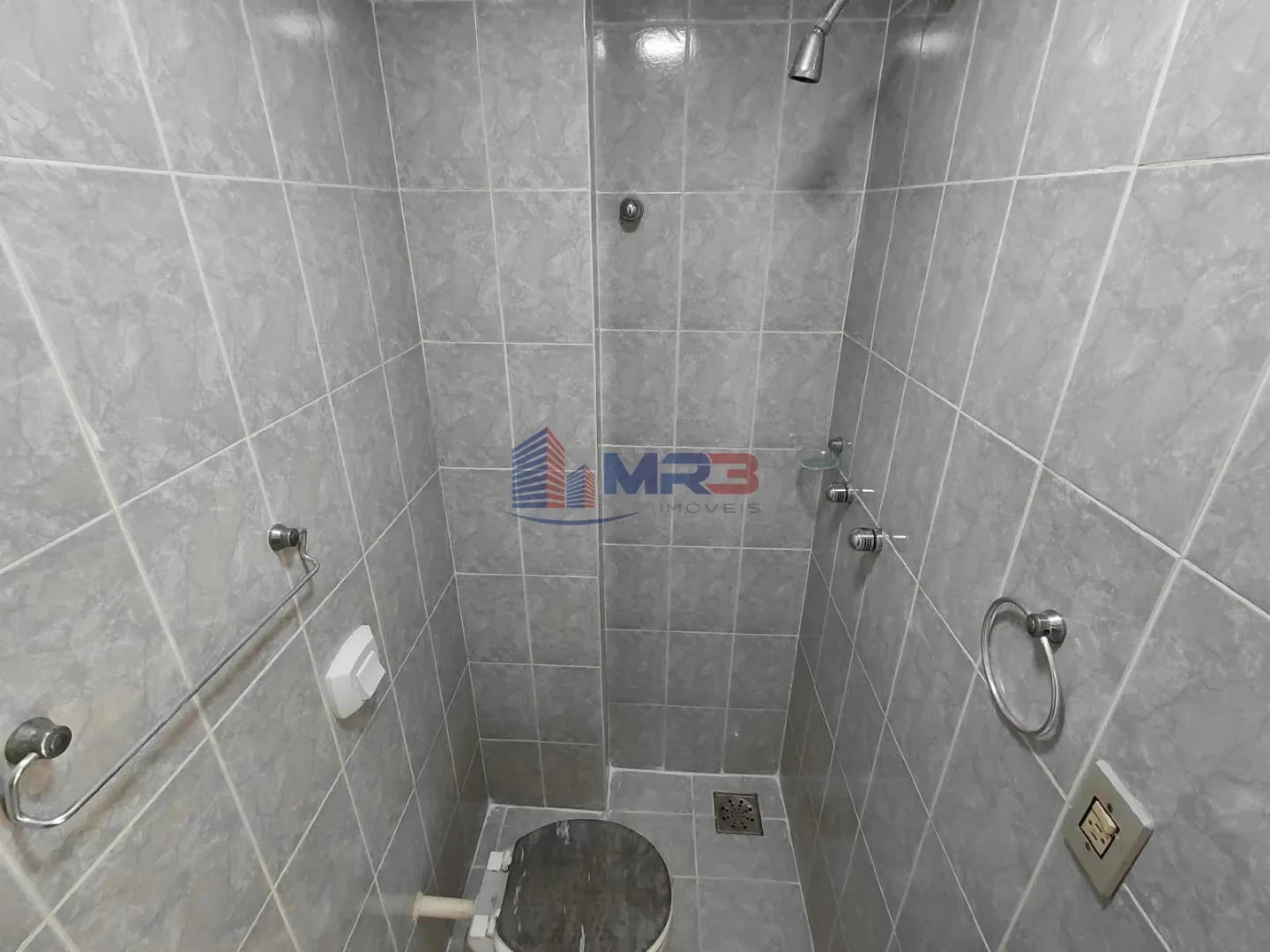 Квартира с 3 спальнями, оборудованной кухней и балконом — photo 27