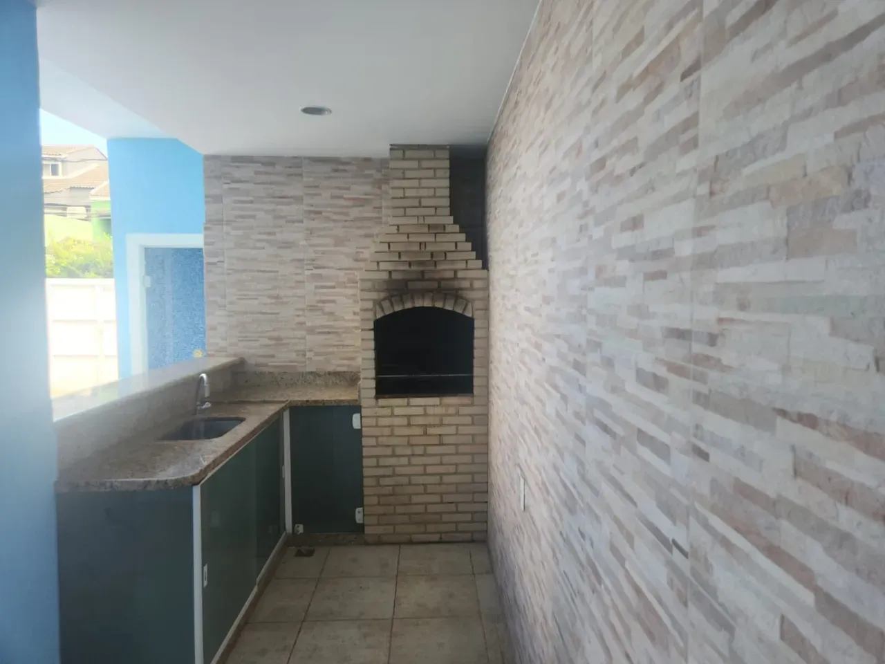 Washing machine in a 4-bedroom house, 250 m² — photo 26