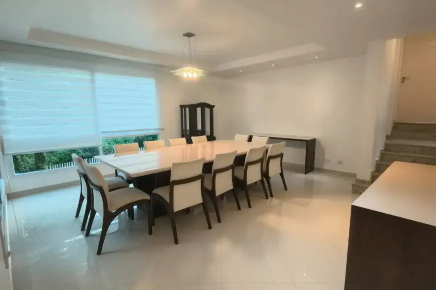 Furnished apartment with 5 bedrooms and 3 bathrooms — photo 4