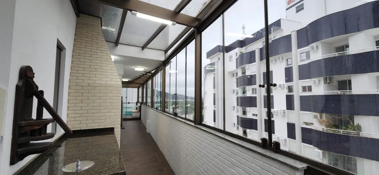 Apartamento mobiliado de 3 dormitórios com sacada envidraçada — photo 18