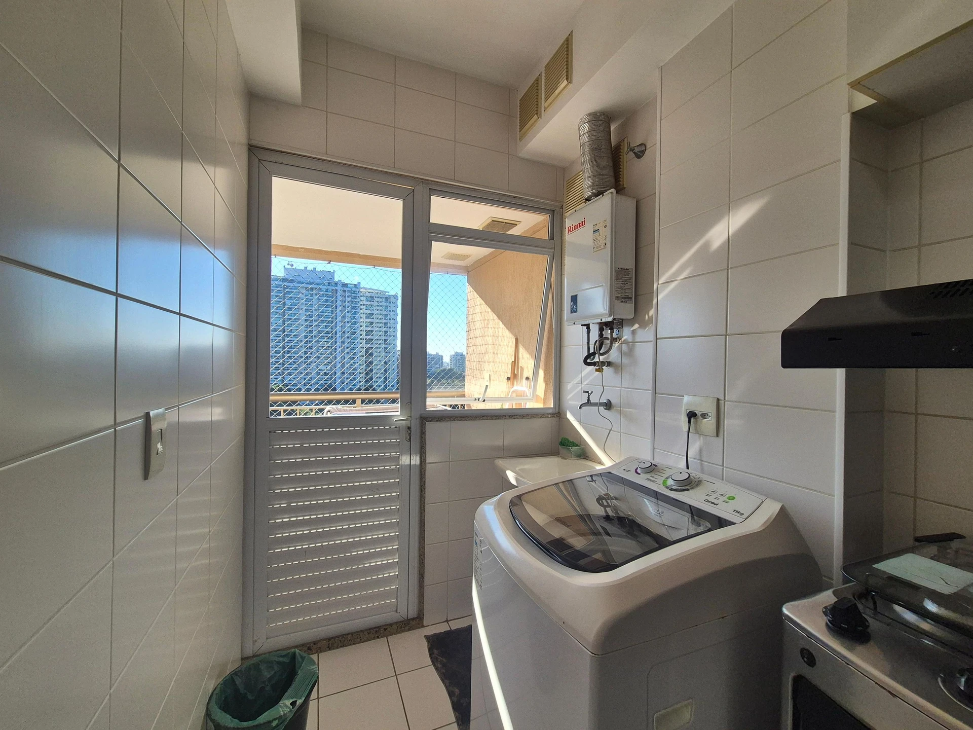 Apartamento mobiliado com 2 quartos e lavanderia com máquina — photo 28