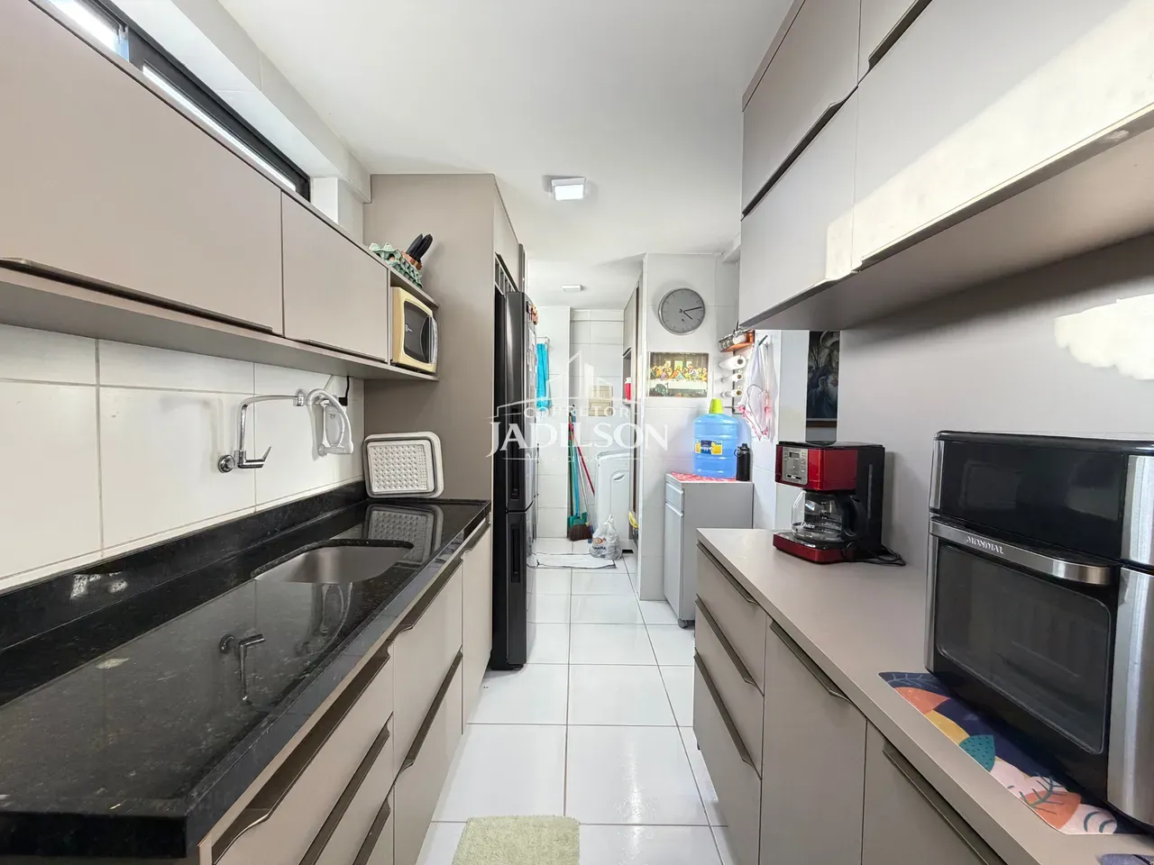 Стиральная машина и 3 спальни: квартира 100 м² — photo 4