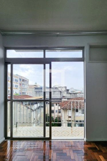 2-bedroom apartment in a building with a pool — photo 15