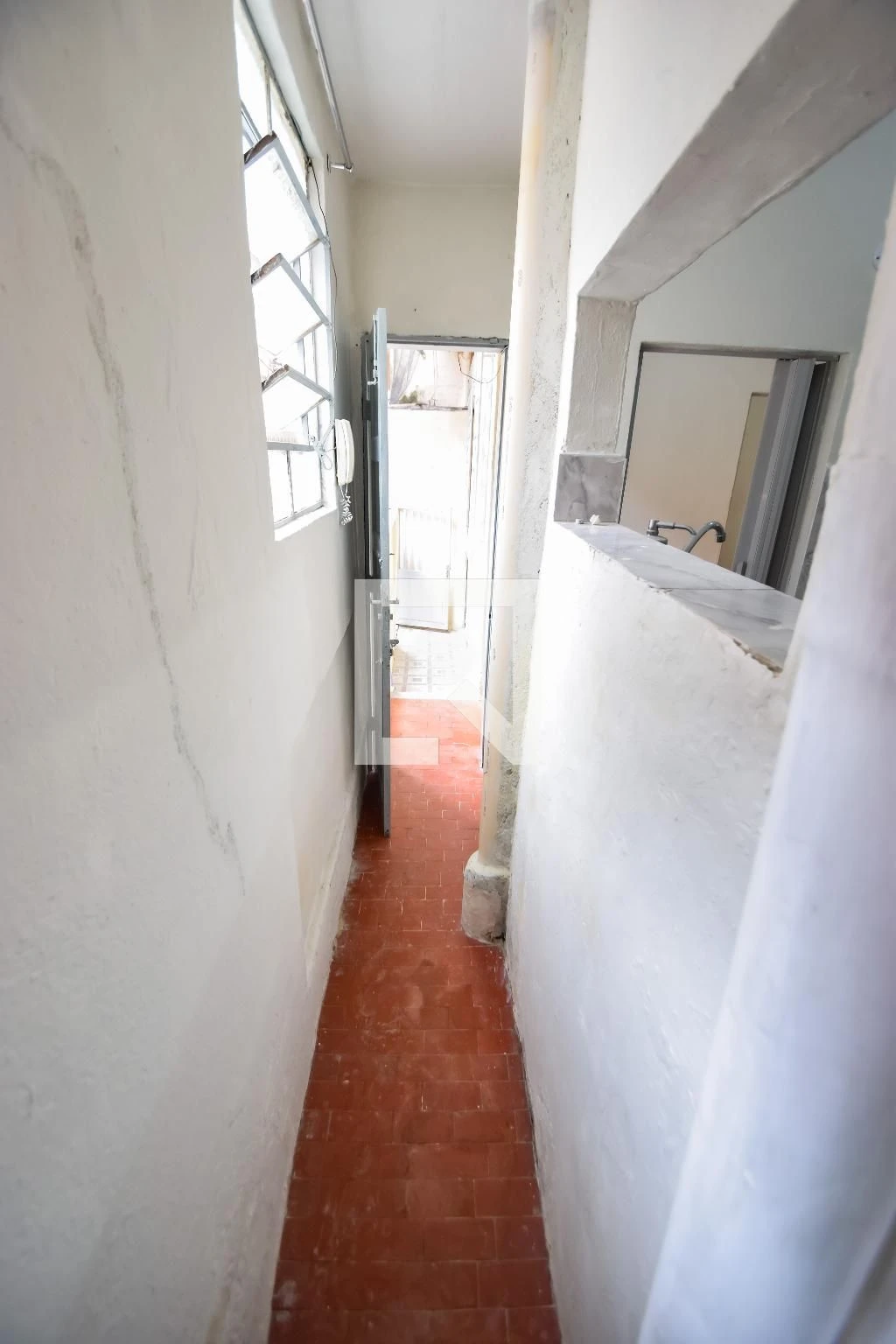 House with 1 bedroom and a private garden — photo 22