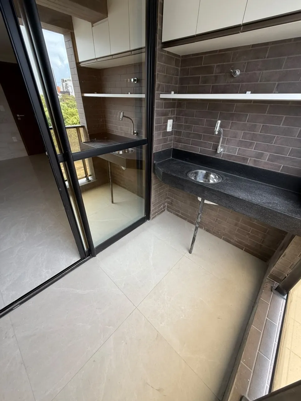 Пральна машина та 2 спальні: квартира 60 м² — photo 3