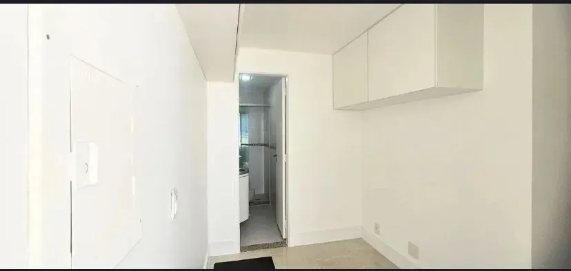 Furnished 167 m² apartment with 3 bedrooms and balcony — photo 16