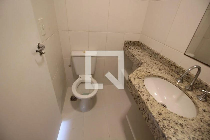 3-bedroom apartment in a building with a sauna — photo 31