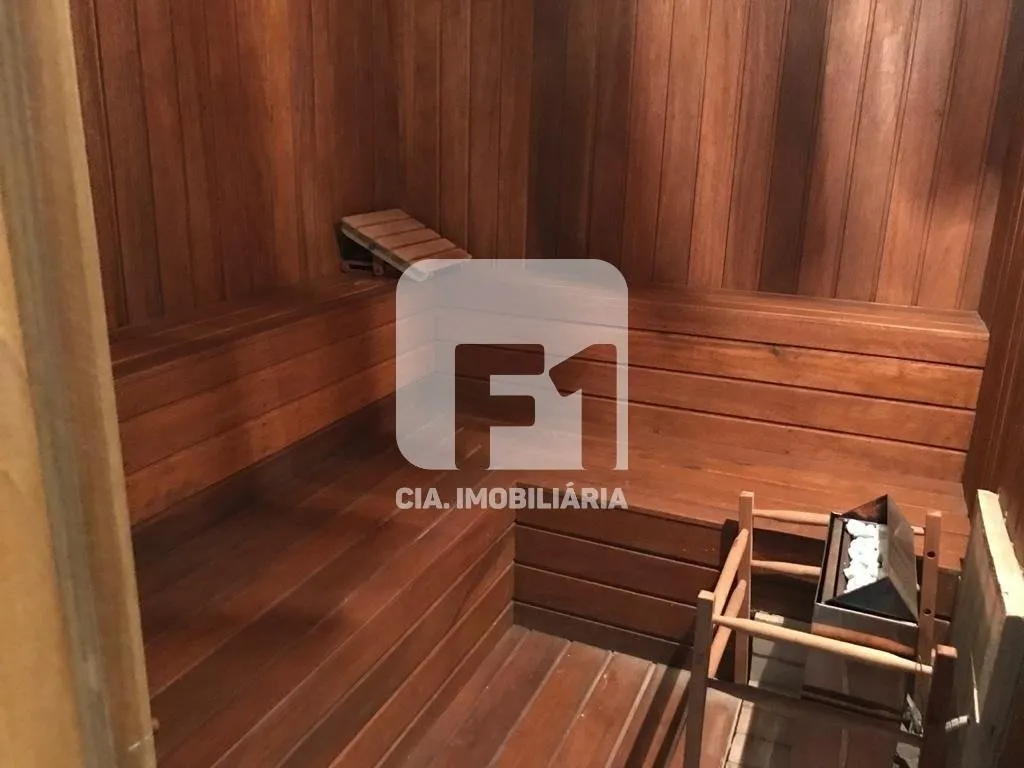 Furnished 9-suite house with open-plan kitchen — photo 62