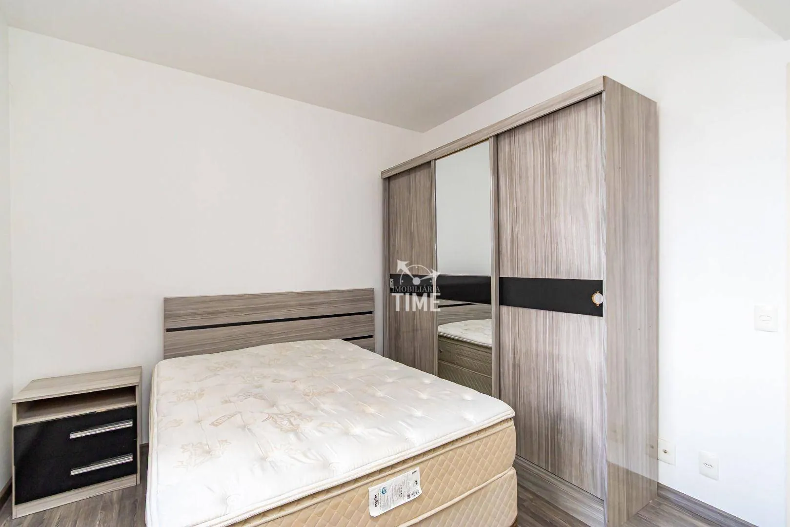 Apartamento mobiliado de 1 dormitório com 93 m² — photo 32