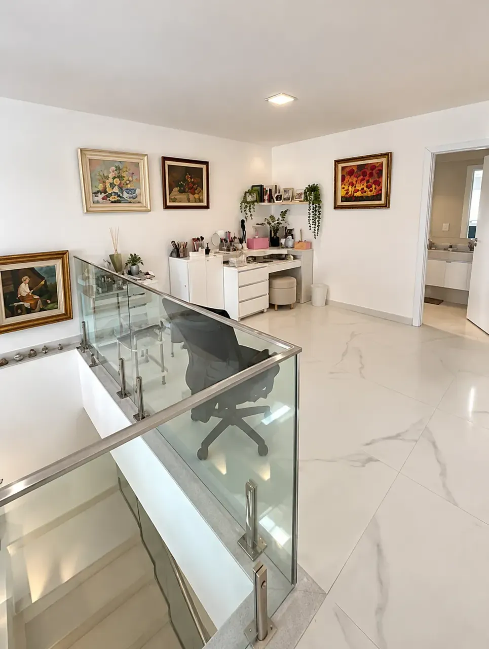 Furnished house, 627 m², with a bathtub — photo 17