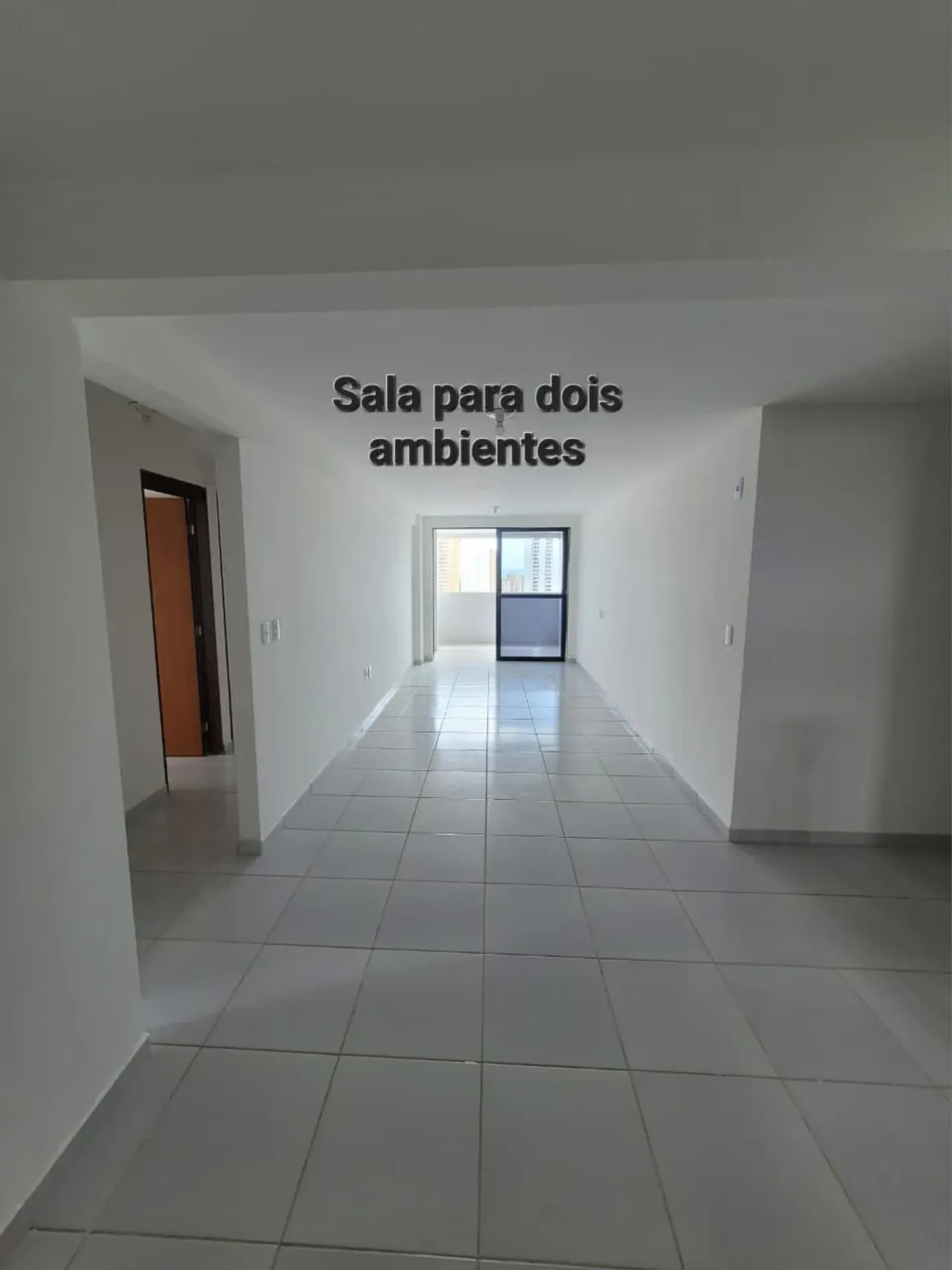 3-bedroom apartment in a building with a coworking space — photo 4