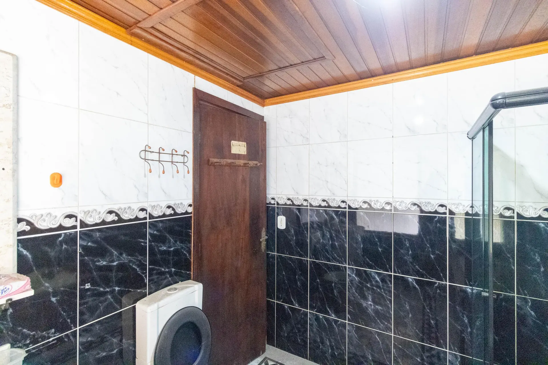 House with 2 bedrooms and a balcony — photo 6
