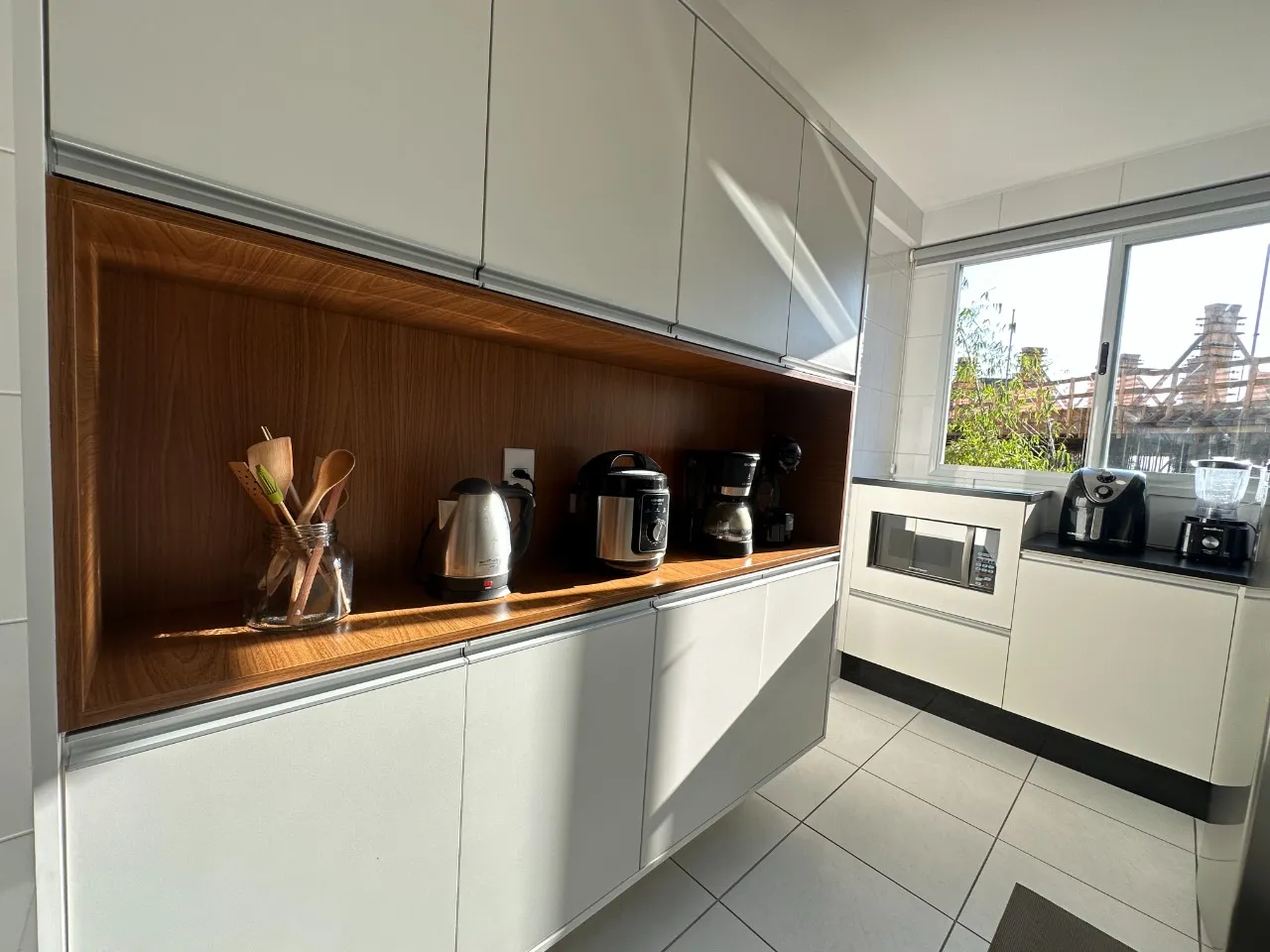 2-bedroom apartment with a glass-enclosed balcony — photo 18