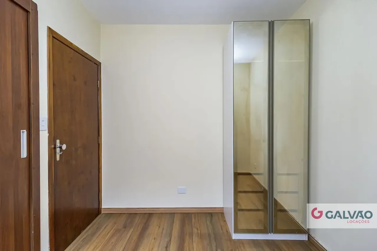 Ground-floor 108 m² apartment with 3 bedrooms and closed kitchen — photo 20