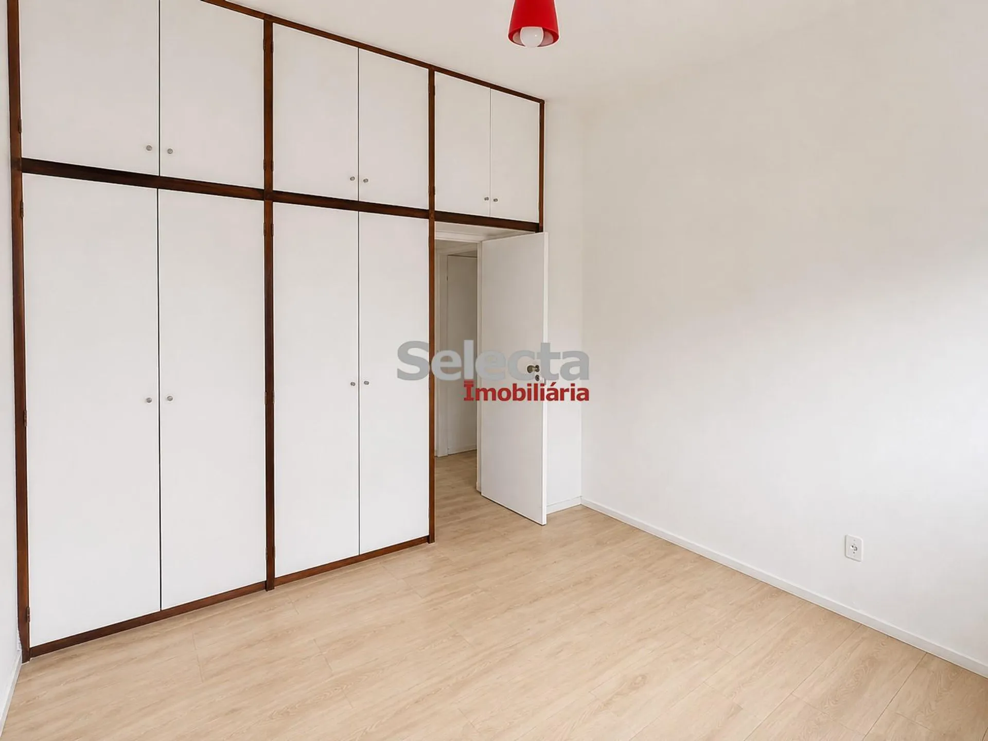 3-bedroom apartment with a water view in Rio de Janeiro — photo 9